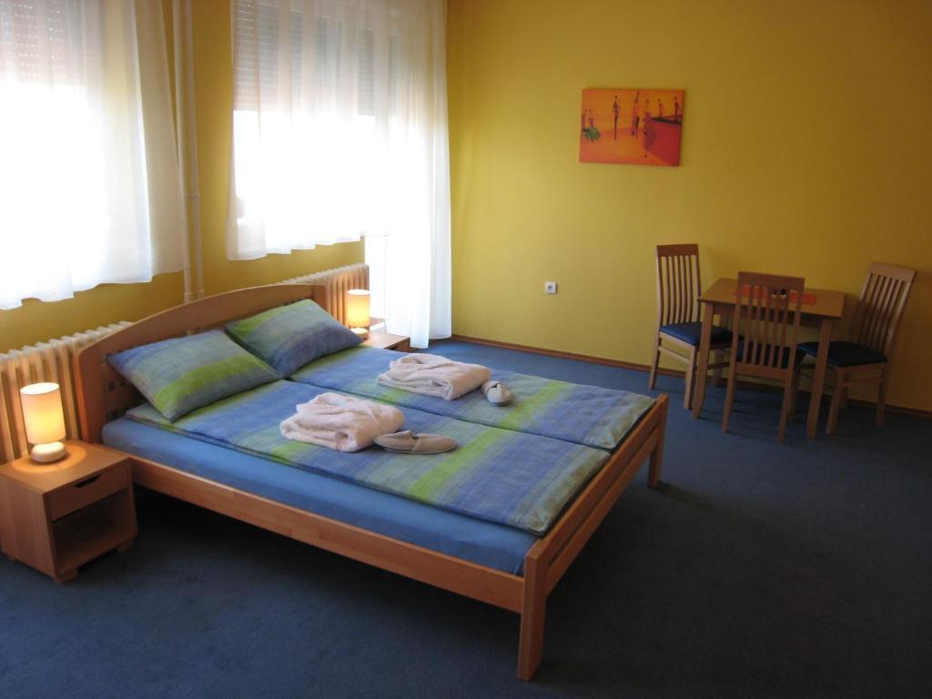 Spirit Hostel And Apartments Belgrado Exterior foto